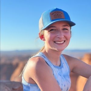 Meet your Posher, Ava